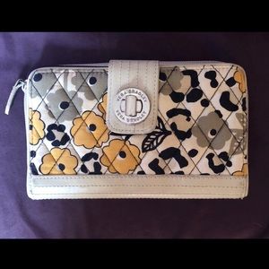 Vera Bradley RFID Turnlock Wallet